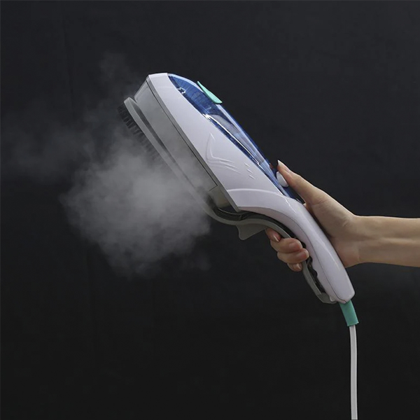 Plancha de Vapor Vertical Pro-Steam 280ml – Plancha, Alisa y Renueva tus Prendas
