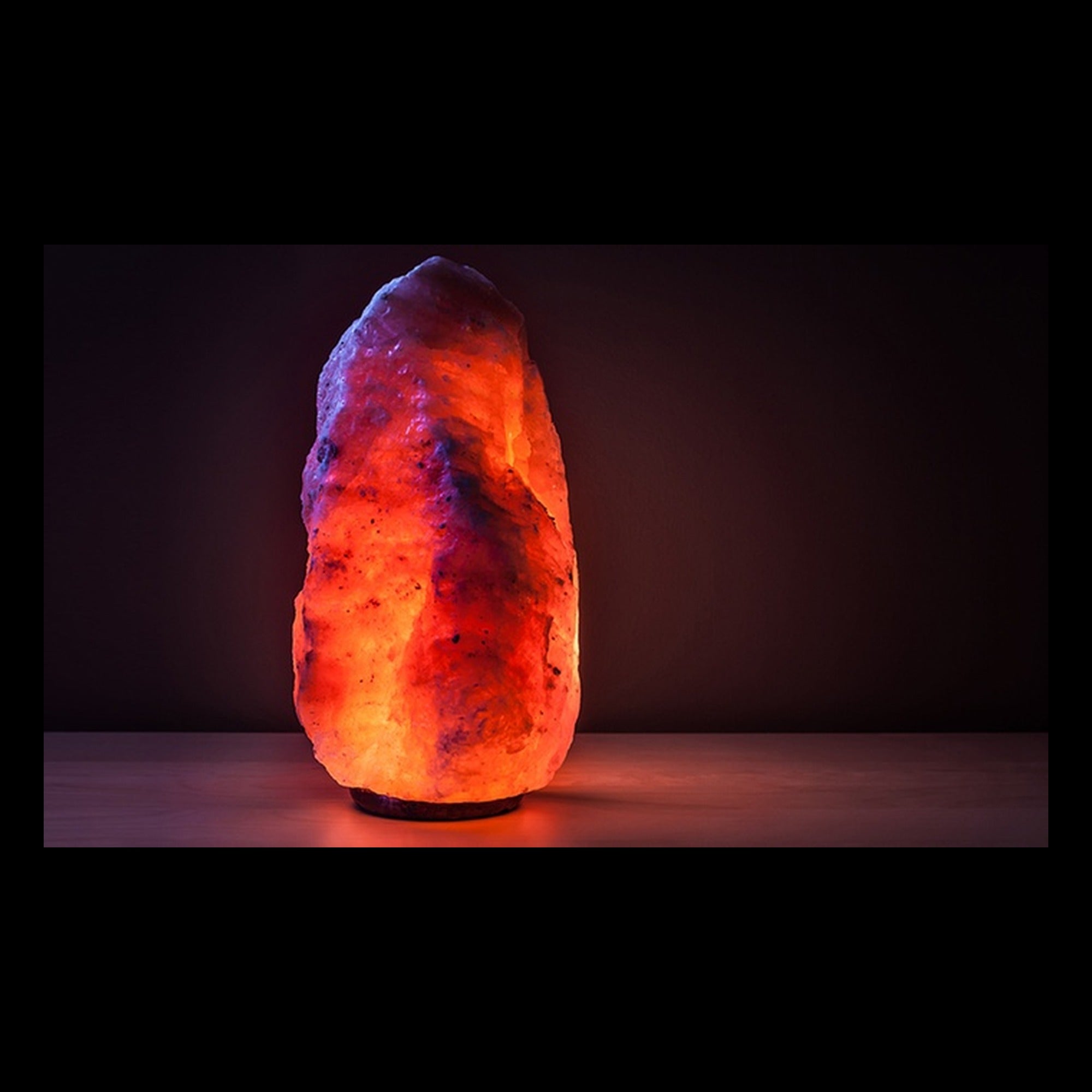 Lámpara de Sal del Himalaya Natural (21 cm): Iluminación Ambiental y Decoración Orgánica