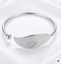 Brazalete de Acero Inoxidable Hoja Aloy Lohe: Estilo Botánico y Resistencia
