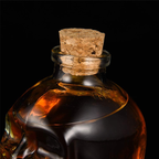 Set Licorera de Cristal Calavera (850ml) + 2 Vasos de Chupito – Diseño Gótico y Elegante para Bar